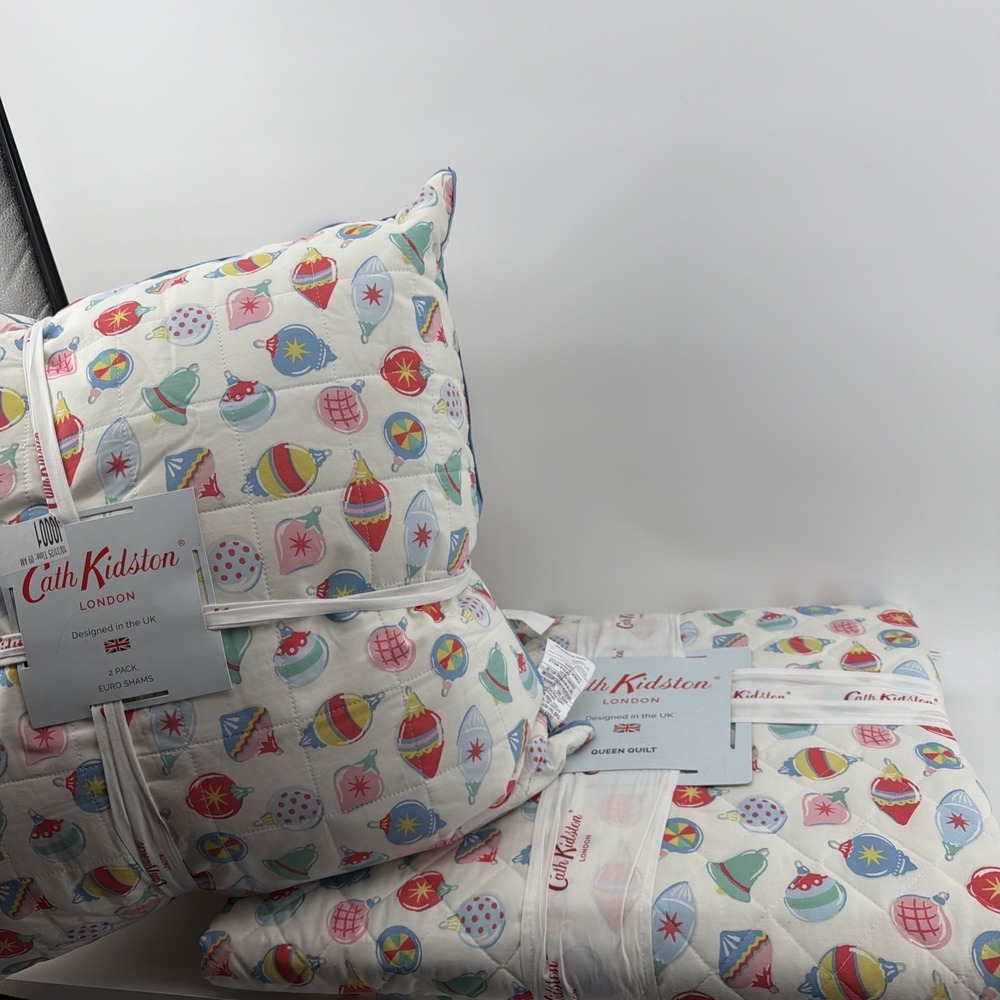 CATH KIDSTON LONDON Christmas Baubles QUEEN QUILT NEW COTTON Euro Shams